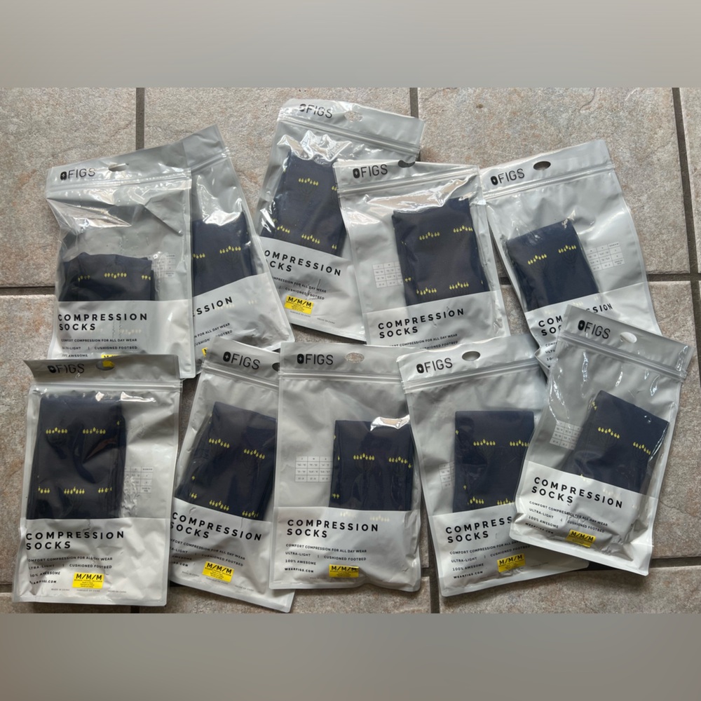 Figs Compression Socks Women’s M Lot of 10